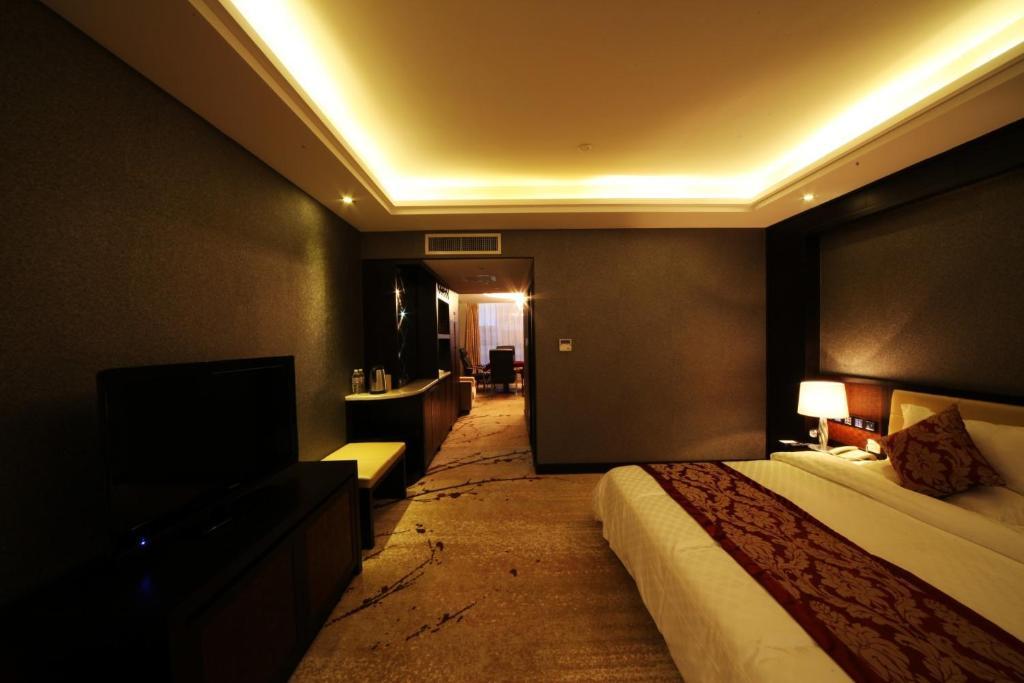 Xiongzhao Grand Hotel Weishan Dali (Yunnan) Room photo